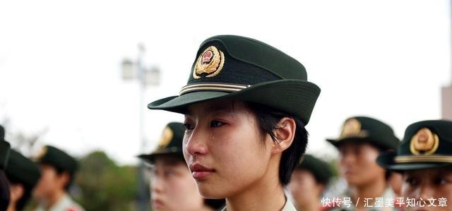 国防大学美女教授,50多岁风采依旧,如今已经是海军大校！