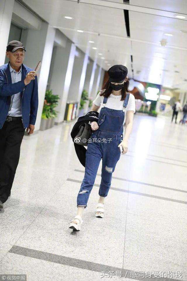 马蓉机场遭大爷“偷拍” 深夜发文讽刺宝强