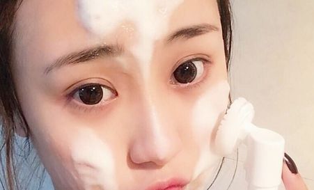  「洗脸方式」洗脸这一步出了错相当于毁容，上千元的神仙水也白买！