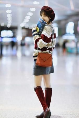 时装精也有失手的时候：王子文穿错打底裤好尴尬，刘雯则丑的离谱