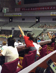  闺蜜@搞笑gif：妹子，你们太任性了，为了衬托闺蜜一点形象都不顾了吗