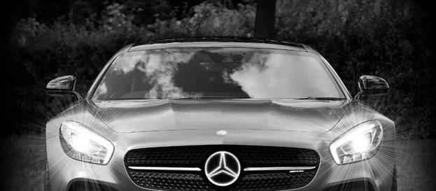  #牢记#夜间开车三下双闪是啥意思？开车千万要牢记这些灯语，后