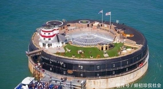 世界上最值钱的碉堡,荒废上百年,如今成度假胜地