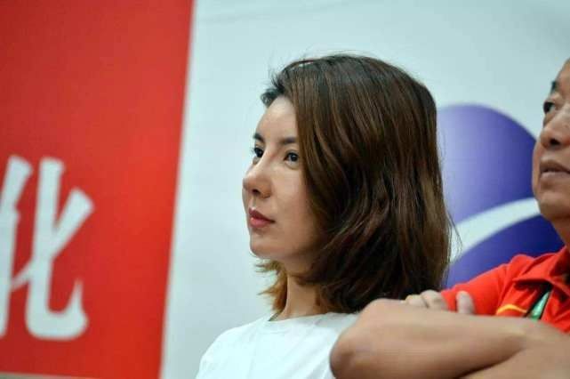 『中年』退役运动员如今变化:程菲中年发福,杜丽疑似整容,谢杏芳成老总