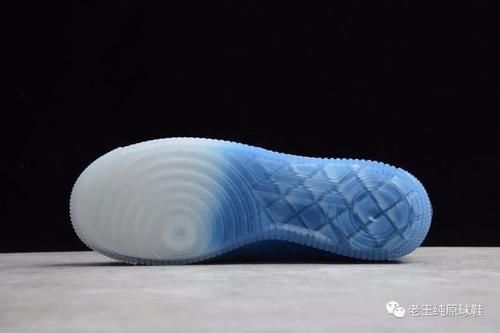  『Force』最花哨的空军一号！复刻Air Force 1“气象员”实拍评测