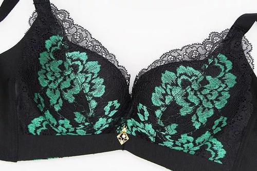 2018秋冬新品|花卉蕾丝优雅绽放