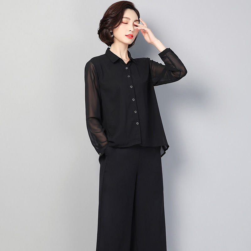 70后别老穿裙子，太土!试试这种阔腿裤套装，时髦洋气美到飞