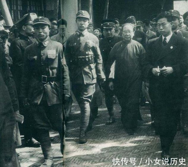 此人是代理主席,被枪毙后貌美老婆去了国外,儿