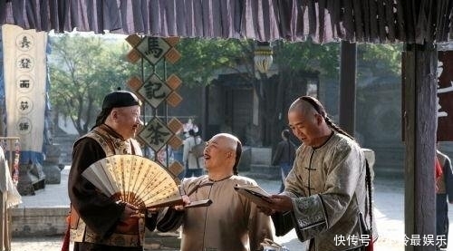「纪晓岚」纪晓岚写了一副春联, 主人吓出一身冷汗, 乾隆也让他立刻解释
