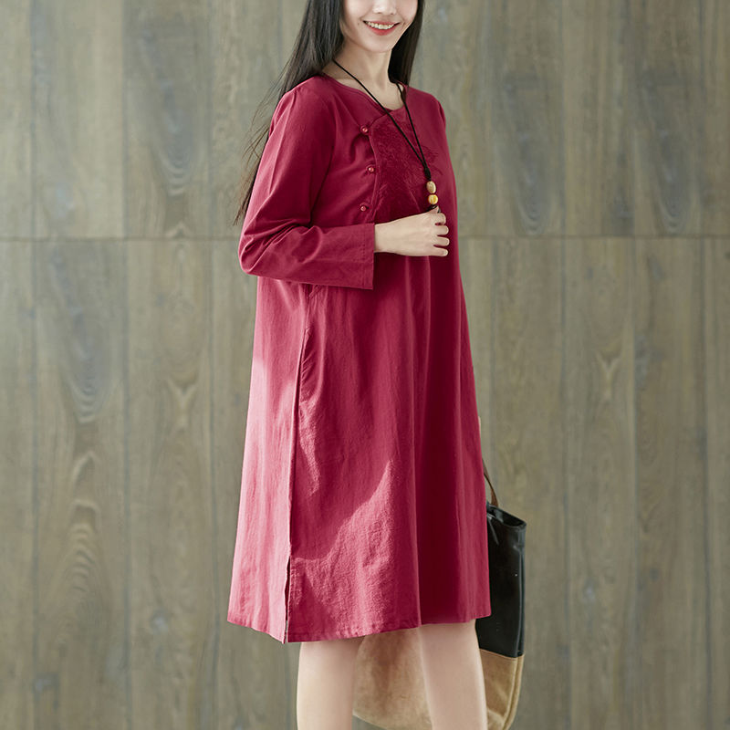 号称“裙中之贵”的棉麻连衣裙,既有民族味又时尚味,文艺不挑人