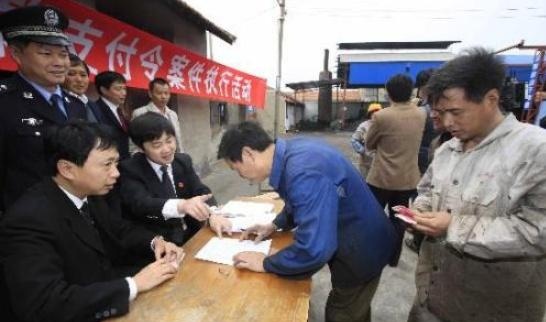 农村包工头不发工资怎么办？专家帮忙支三招，农民拍手叫好