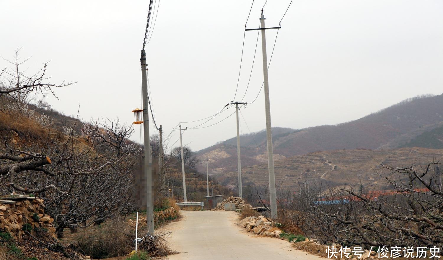 实拍 烟台牟平大山旮旯里的一个小村庄, 名叫牧猪夼