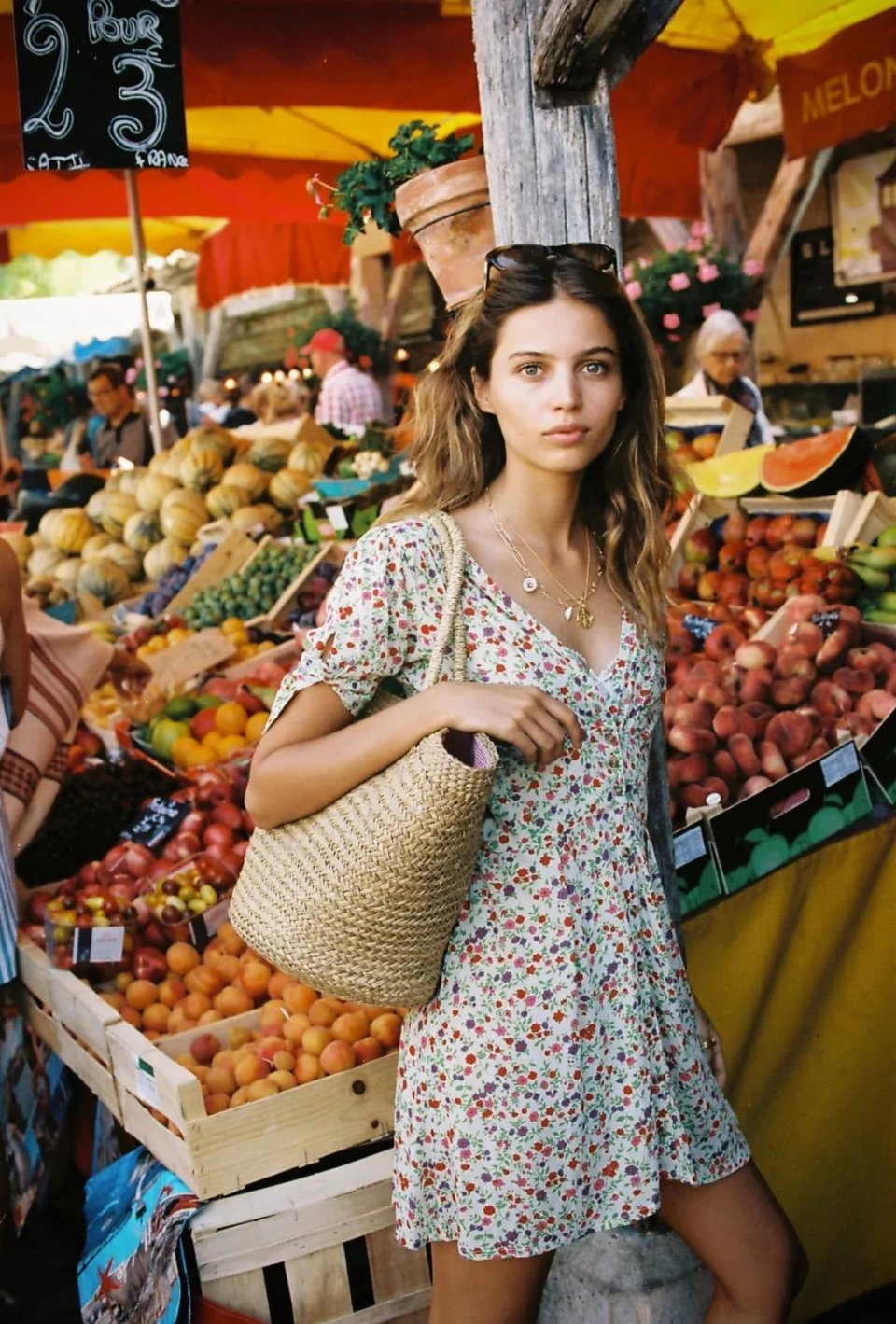 『复古方领』高级又时髦,照着穿回头率200%!