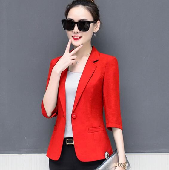 马上九月份如果你四五十岁，可以选这几款秋装，洋气还减龄