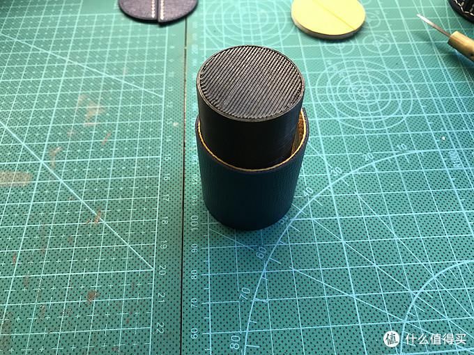 模具:怪蜀黍教你做包包 篇七:天气多变,给口红穿件外套吧