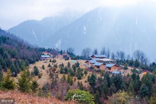 海螺沟，冰火两重天的极致体验，冬季景色很美