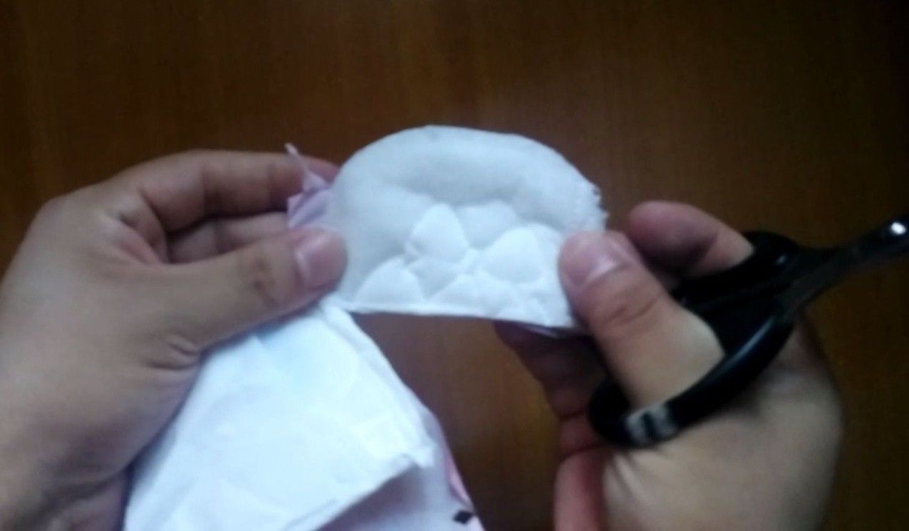 高跟鞋不跟脚或是脚后跟磨脚，一个妙招即可解决!