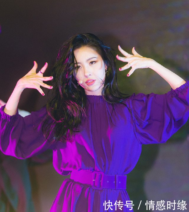 韩国李宣美对阵中国李溪芮,时尚界的“第一美腿之争”究竟谁能赢