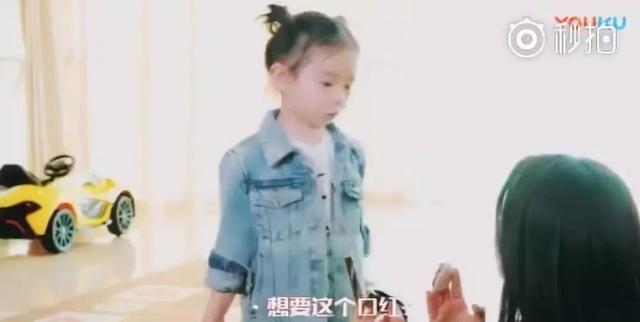 戚薇穿越变Lucky？双丸子头帮你回到小时候！