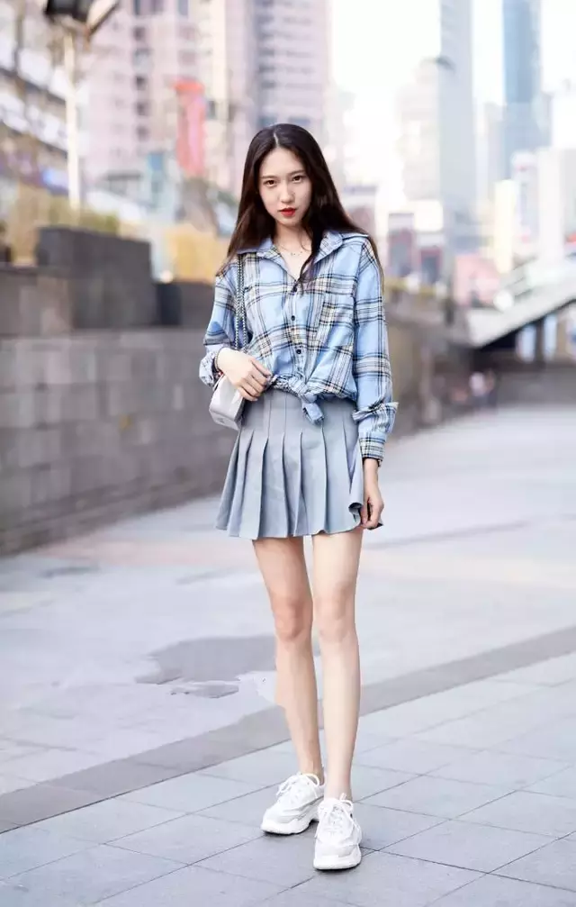 路人街拍，女神不是随便叫的，会穿搭的女人才是真正的女神