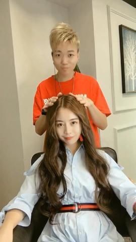 发量不多的女孩想换个新发型，网友：没想到接发后会这么漂亮