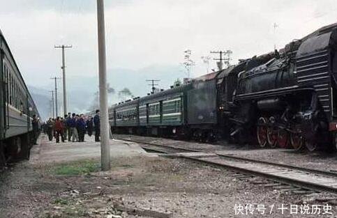 1983年的重庆，图3是山城，图7是重庆火车站