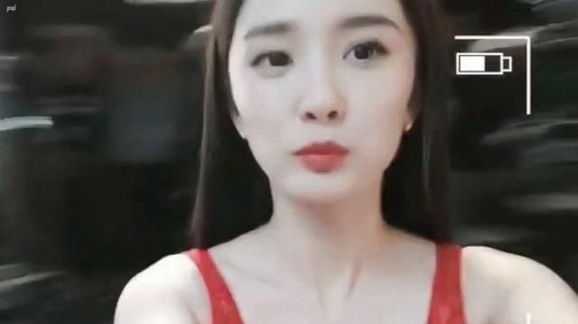  『深水蓝』黄皮只敢穿大地色？马卡龙色系其实也可以，教你三招摆脱廉价感