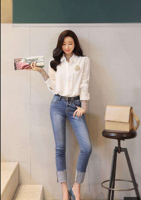 紧身裤穿上非常的甜美优雅，释放强大气场，在细节上体现精致感