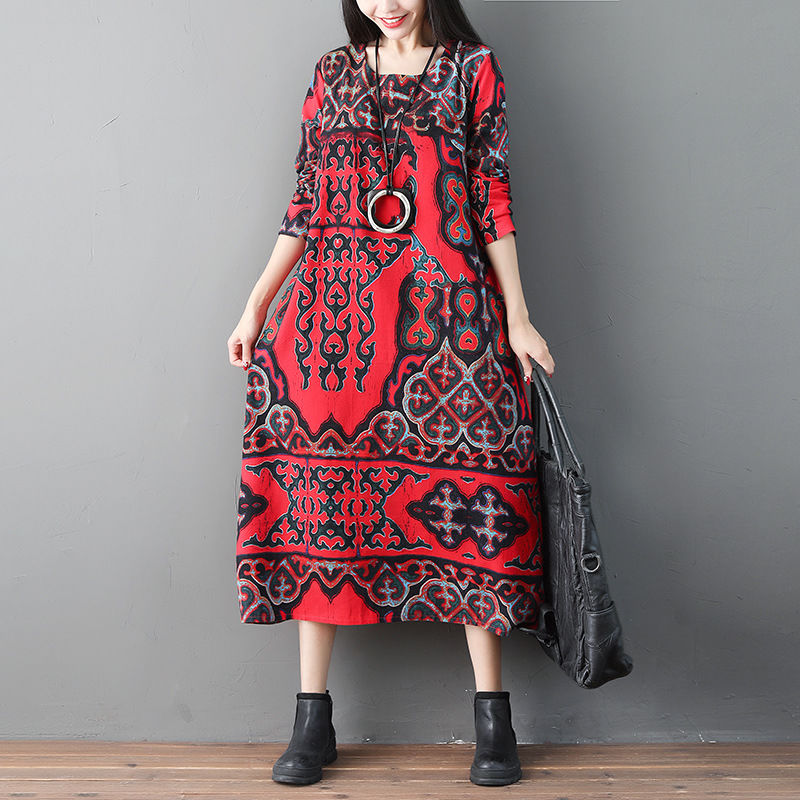 早秋还是有点热，体胖多汗的妈妈就喜欢穿棉麻装，清凉透气还时尚