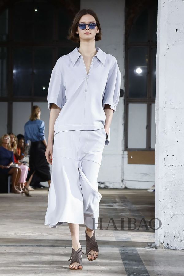 Tibi女装秀:严谨的设计理念