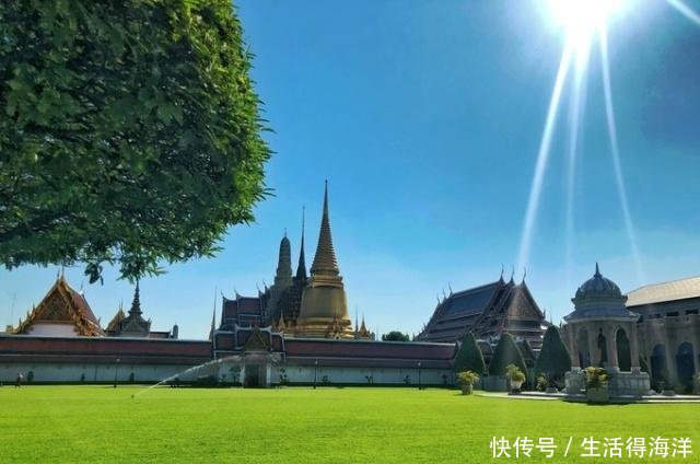 一个真实的泰国，商品大多来自中国，可以提供女孩“出租”