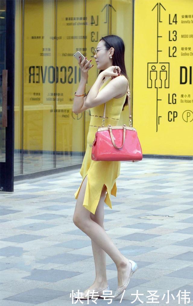  『黄色』美女街拍：小姐姐身材高高瘦瘦的很完美，衣服和眼镜黄色好看吗？
