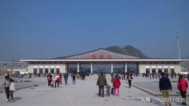  东站：贵广高铁贵州9个站，广西8个站，广东6个站，有经过你的家