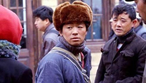 范冰冰工作室发15字微博强行洗白，网友评论区狠狠打脸！长见识了