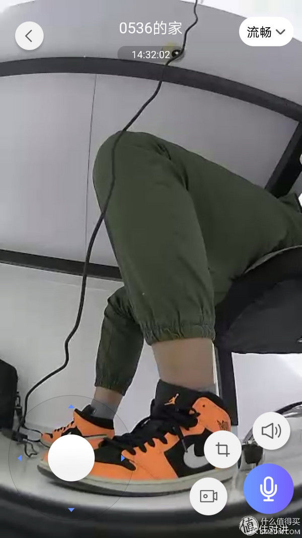 新国货领跑高端家庭清洁市场--美的扫地机器人i5Extra评测