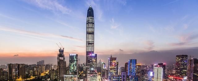 我的名字叫武汉，军运会在即，如何拯救我的焦虑和不甘？