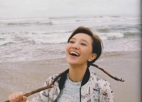 整容传闻一直围绕着她，这位女星不再无视，生气回应