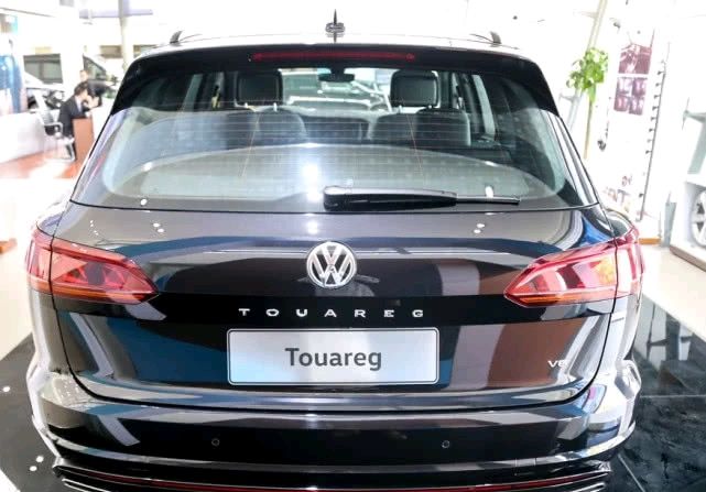  「优于」最低调的豪华SUV，搭载3.0T发动机，在性能上优于奥迪Q7，但鲜为人知