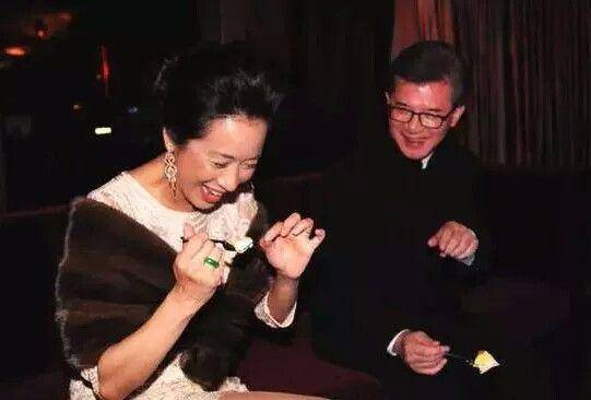 她是郭晶晶婆婆,最美港姐!两嫁富豪终获爱情!