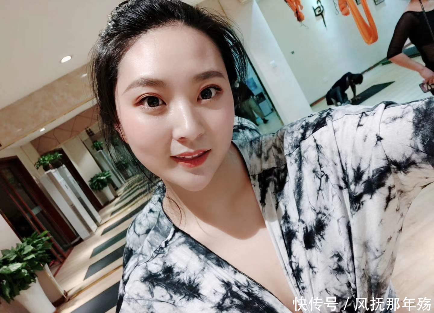 我在哈达铺给您讲长征，在传播红色文化中成长成熟，美丽并快乐着