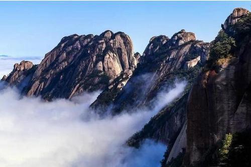 中国江西一座被忽略的旅游景区, 媲美黄山华山, 门票仅80, 拥有万
