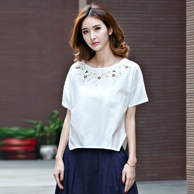 40多岁女人就穿这种透气“减龄服”，超显年轻，夏季也能美翻天