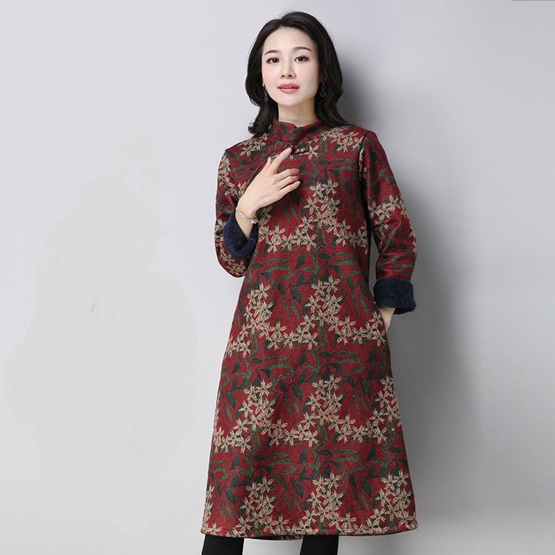 凌晨刚上新的棉衣裙，谁穿谁美!比羽绒服更耐看，妈妈立马买3件