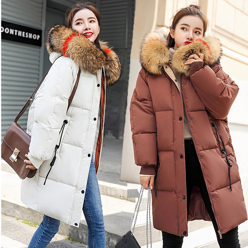 18年新款妈妈装时尚羽绒服女，女人春节这样穿，美炸一条街