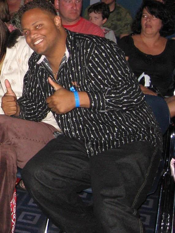 男子吃健身餐减肥失败，吃垃圾食品瘦了160斤！