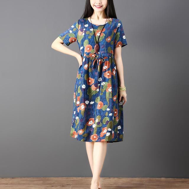 新发现一种连衣裙叫:“印花裙”，肚子有游泳圈胖女人，美到爆