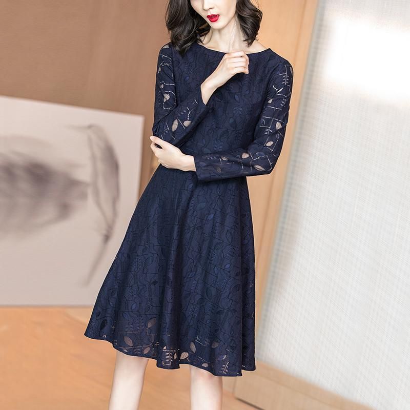 40岁女人在美也要会打扮，属于这个年纪的仙女裙，谁穿谁美嫩