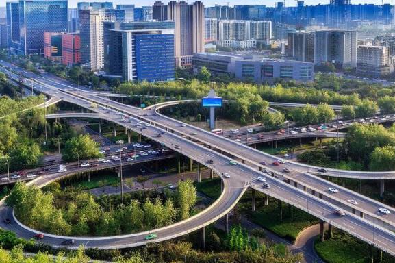 中国最“厉害”省会：离世界一线仅一步之遥，还将拥有双国际机场