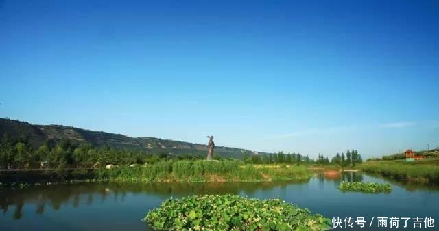 陕西这处千亩荷塘已盛开成海，碧叶连天，人少景美只等你来！