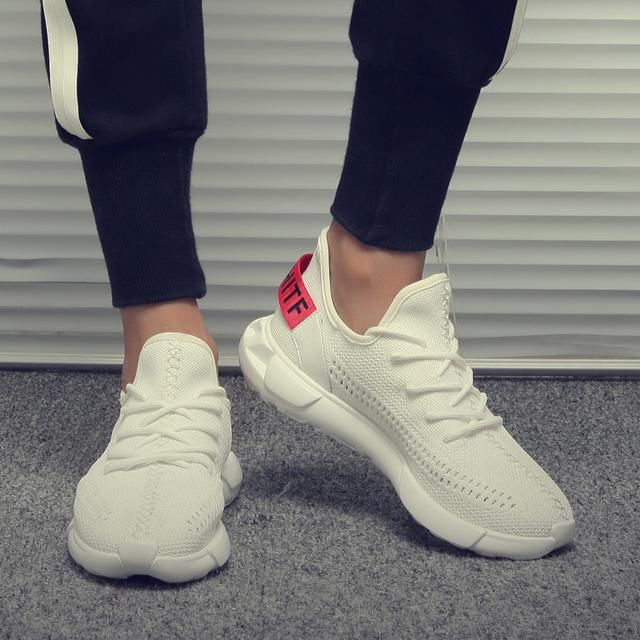 上班或聚会的男人，出门都穿这样的男鞋，从容大气没负担，贼帅气